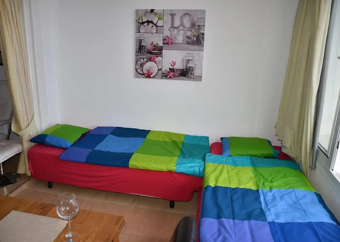 Apartment Jacaranda Close To The Beach, Sea-View, Pool, Wifi, Sat-Tv