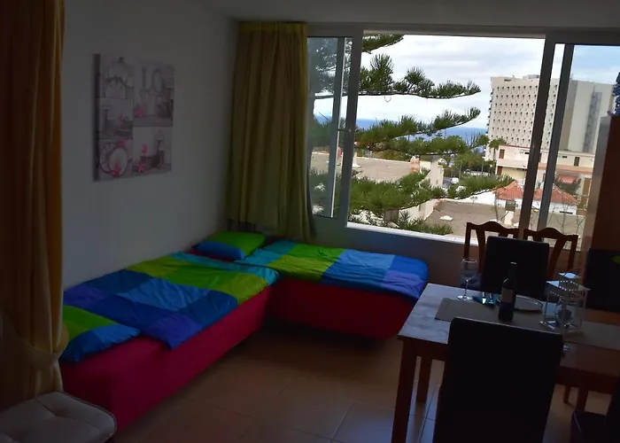 Apartment Jacaranda Close To The Beach, Sea-View, Pool, Wifi, Sat-Tv