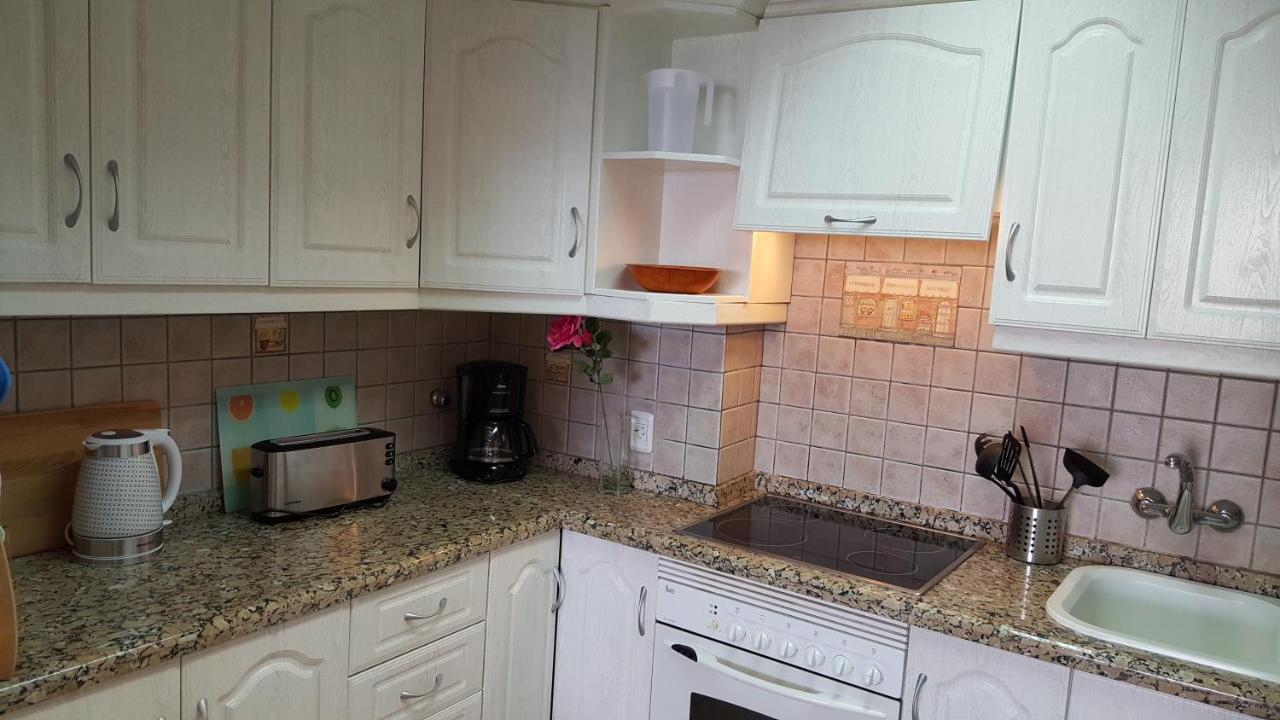 Apartament Jacaranda Close To The Beach, Sea-view, Pool, Wifi, Sat-tv Arona (Tenerife)