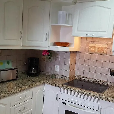Apartment Jacaranda Close To The Beach, Sea-View, Pool, Wifi, Sat-Tv Arona  Buitenkant foto