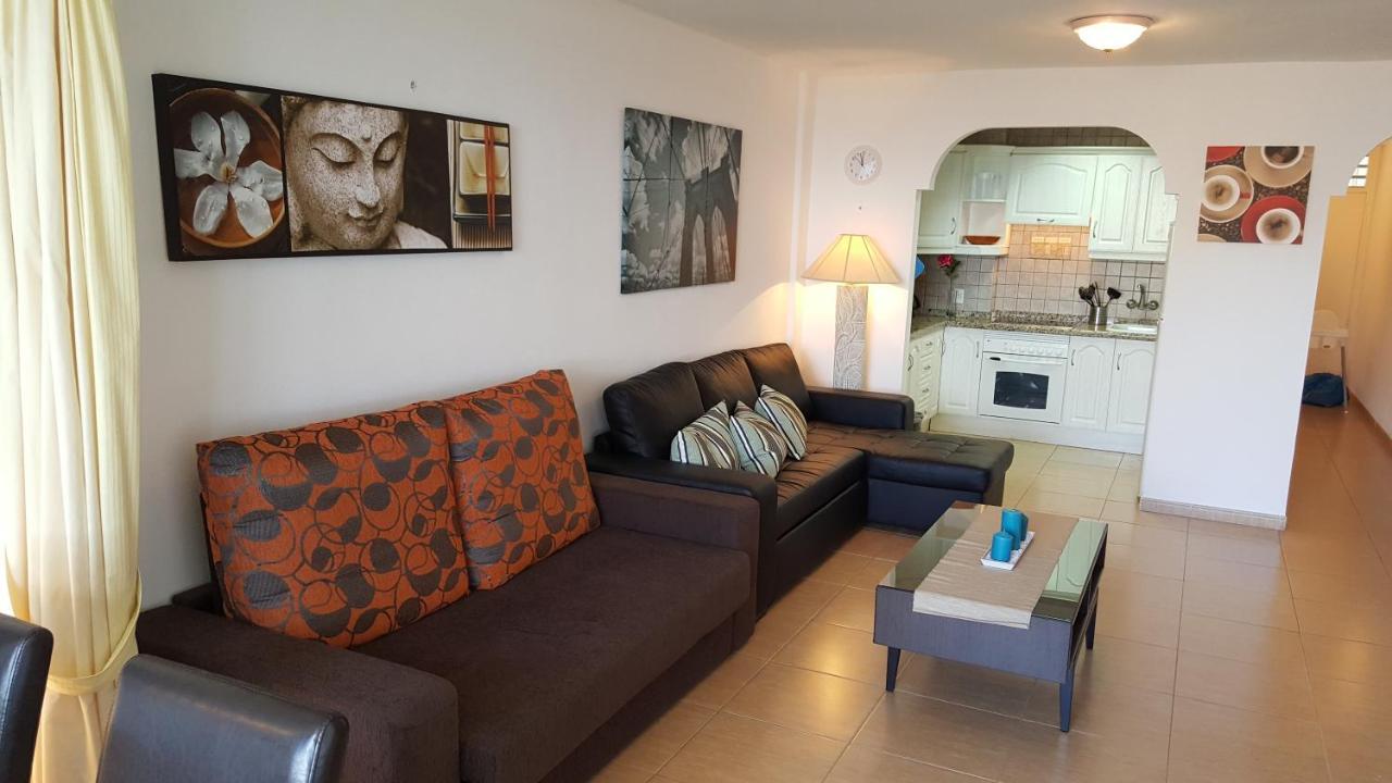 Jacaranda Close To The Beach, Sea-view, Pool, Wifi, Sat-tv Apartment