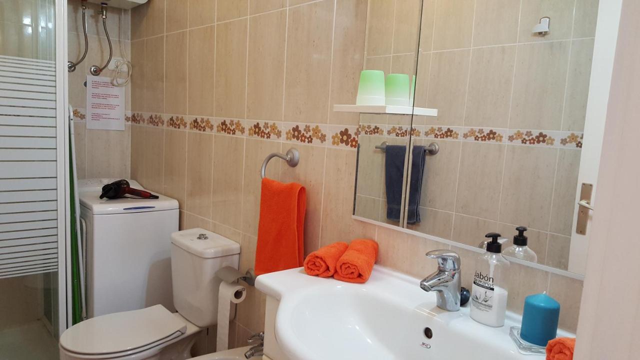 Apartment Jacaranda Close To The Beach, Sea-view, Pool, Wifi, Sat-tv *