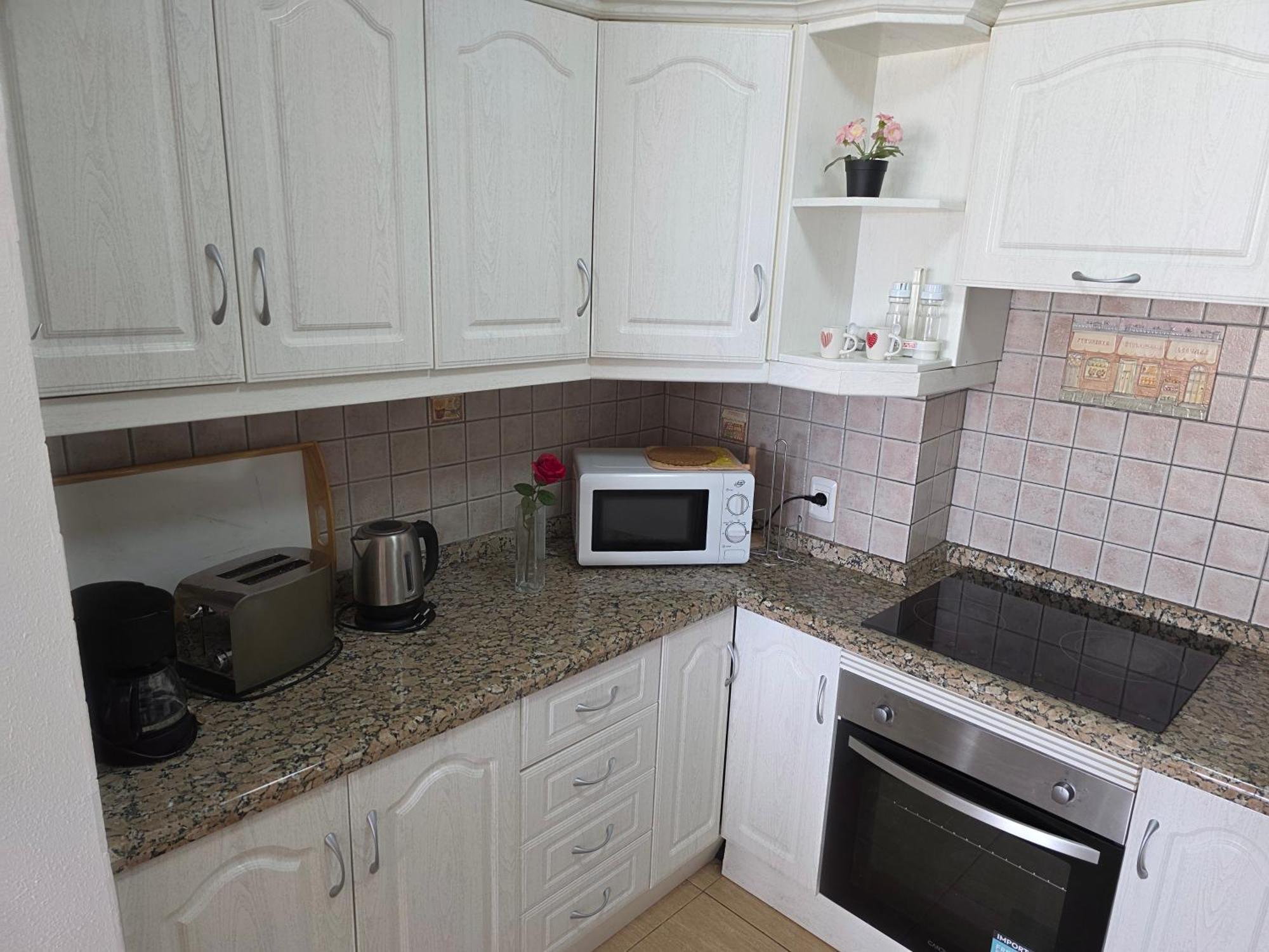 Jacaranda Close To The Beach, Sea-view, Pool, Wifi, Sat-tv Apartment *