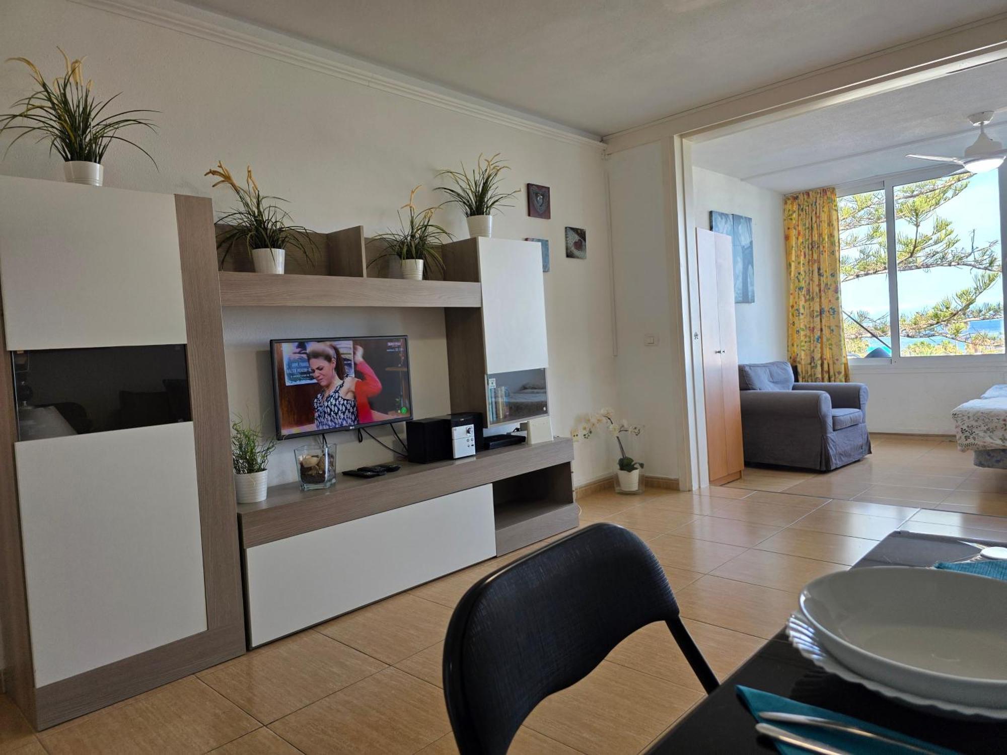 Jacaranda Close To The Beach, Sea-view, Pool, Wifi, Sat-tv Apartment *
