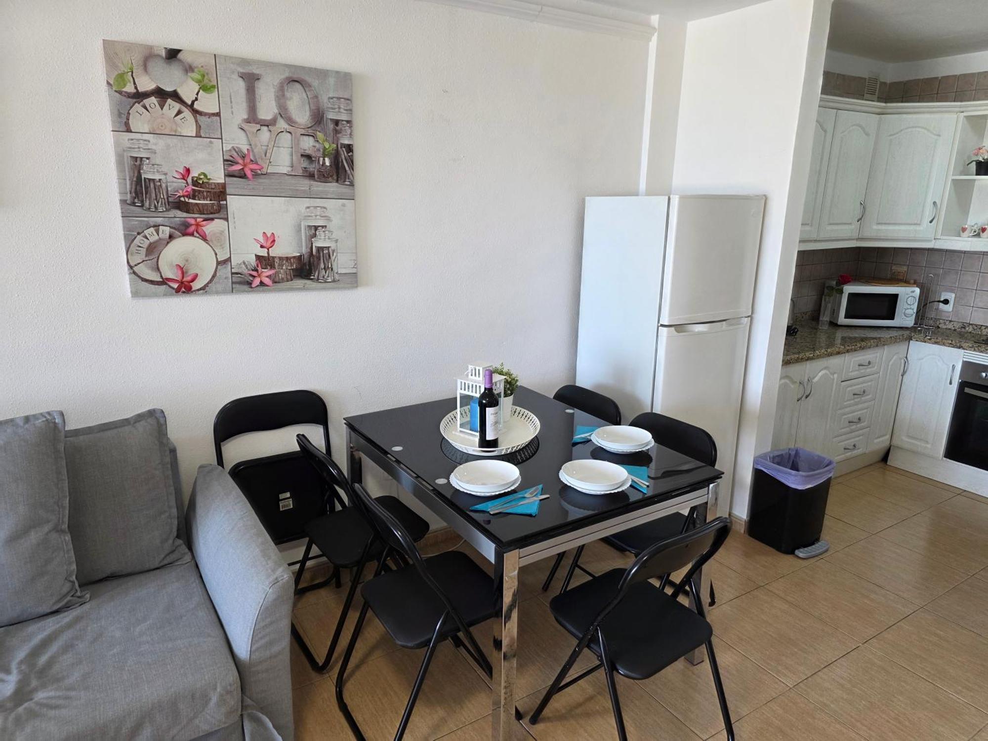 Jacaranda Close To The Beach, Sea-view, Pool, Wifi, Sat-tv